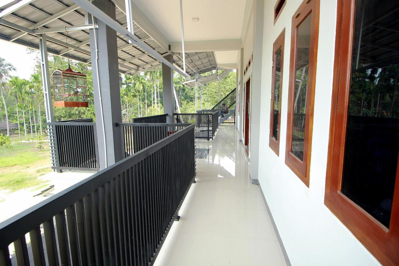 בנגקולו Oyo 739 Guest House Si Kancil מראה חיצוני תמונה